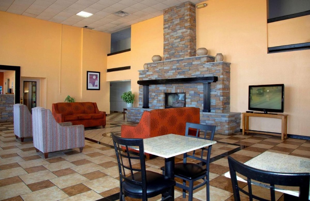 Econo Lodge Image 12